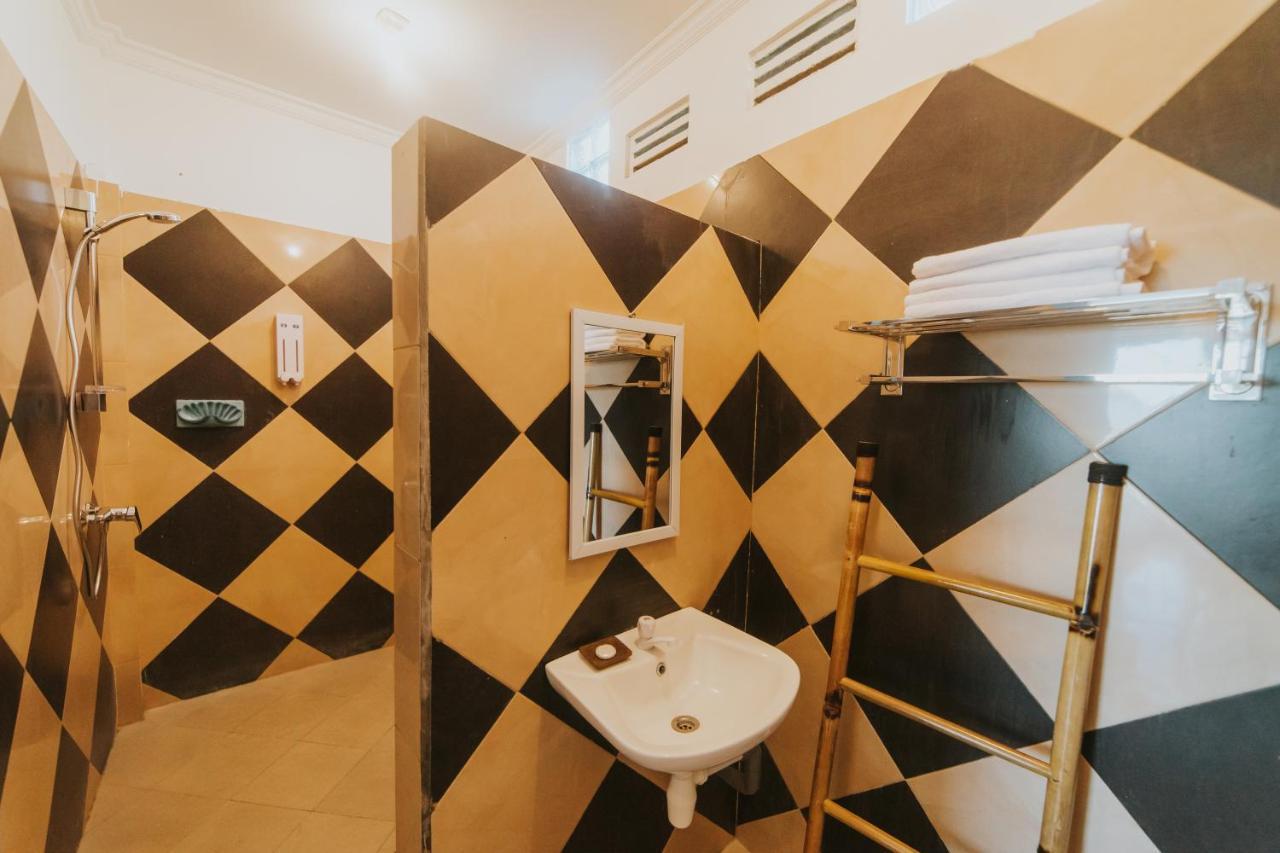Birru Inn Kuta  Luaran gambar